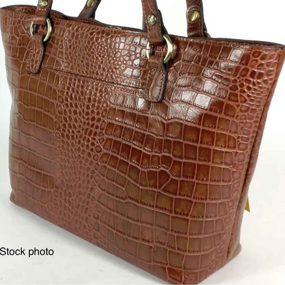LIKE NEW 👜 Patricia Nash Lindsell Distressed Vintage Crocodile Leather Tote.